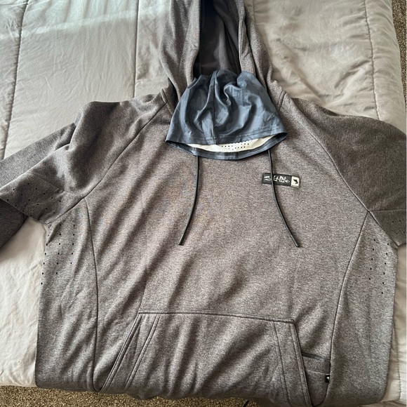 Salt Life Hoodie - Large - Picture 1 of 5